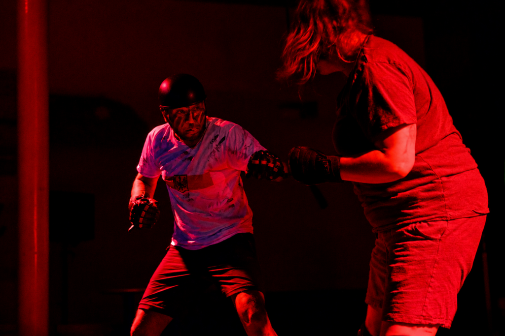 Kirsten Rusche Shaheryar Shah Franz Kafka Der Bau Play B
